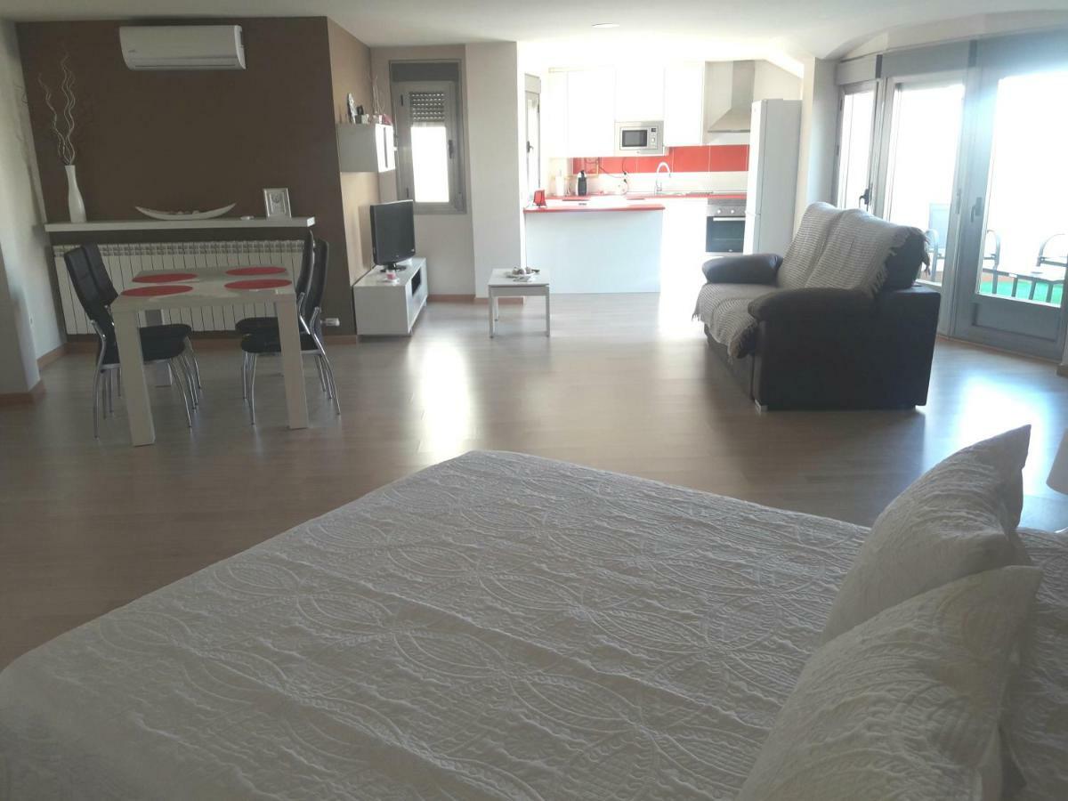 バルデペニャスApartamento Aticoアパートメント エクステリア 写真